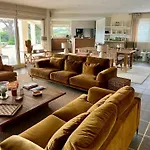 Sumptuous In Holiday home